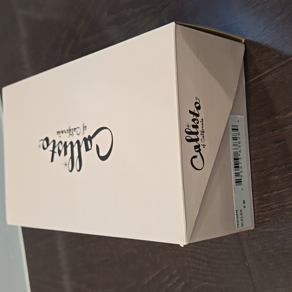 Used Calisto by Athena Alexander, 5.5 pumps - Picture 7 of 7